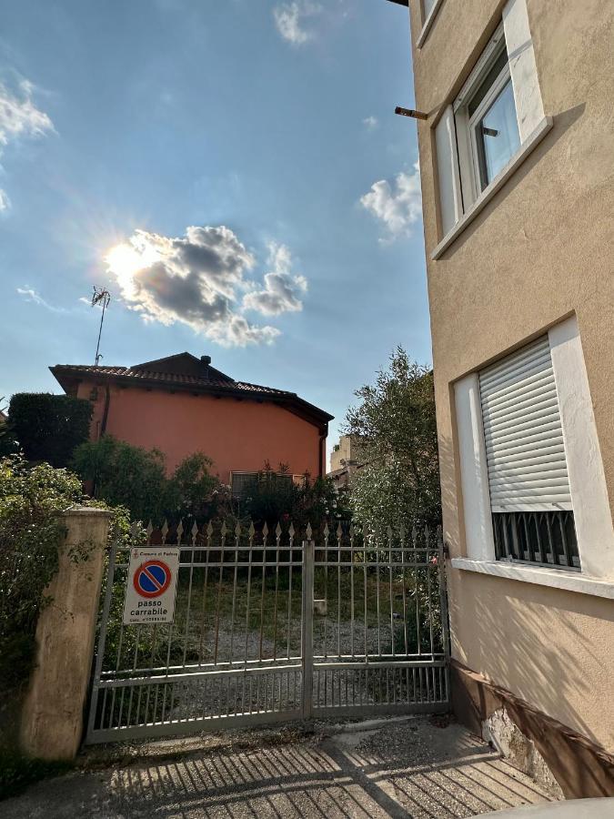 Appartamento Vicino Al Duomo Con Parcheggio Privato Padwa Zewnętrze zdjęcie